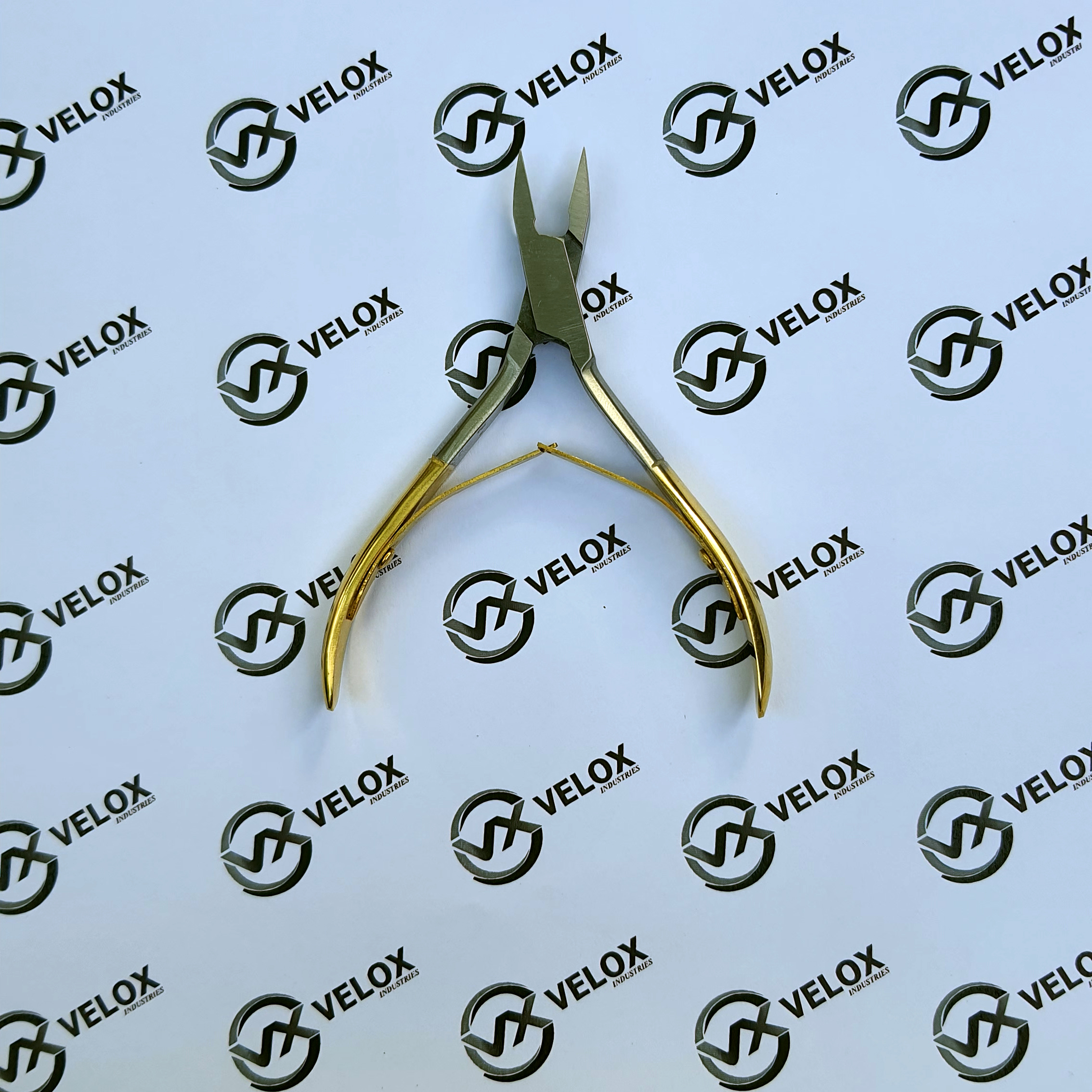 Nail & Cuticles Nipper
